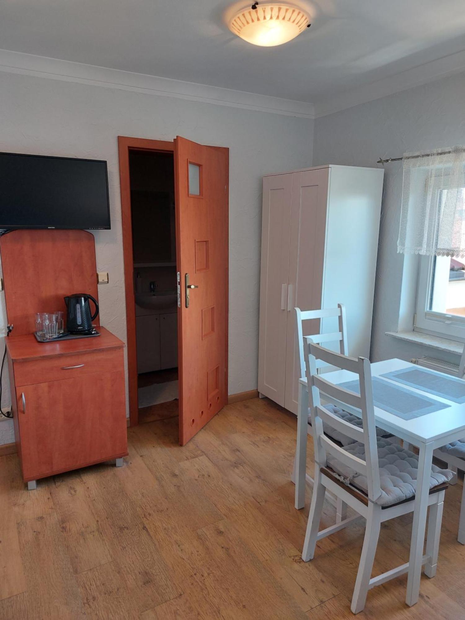 D.W.Kamil Apartment เวบา ภายนอก รูปภาพ